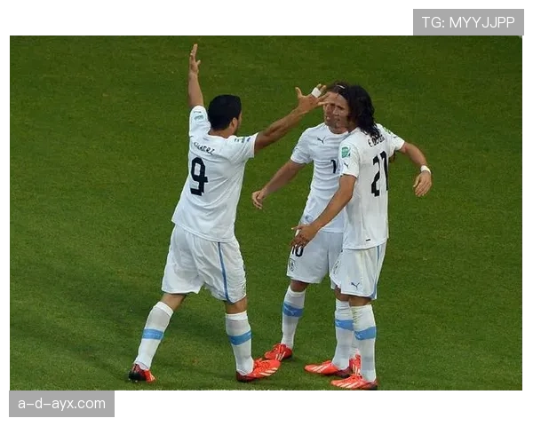 卡瓦尼技术全面性成制胜关键，赛场表现引热议