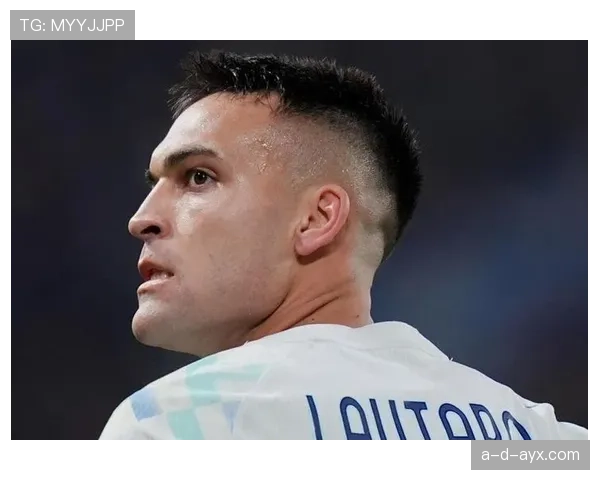 劳塔罗生涯强敌解析:面对顶级中卫时的对抗表现 劳塔罗生涯强敌解析:面对顶级中卫时的对抗表现